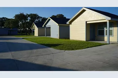 109 Gillespie Lane, Aransas Pass, TX 78336 - Photo 11