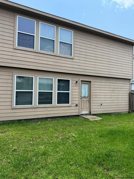 3659 Barkers Crossing Ave, Houston TX  77084-7637 exterior