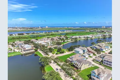 18 Evia Main, Galveston, TX 77554 - Photo 9