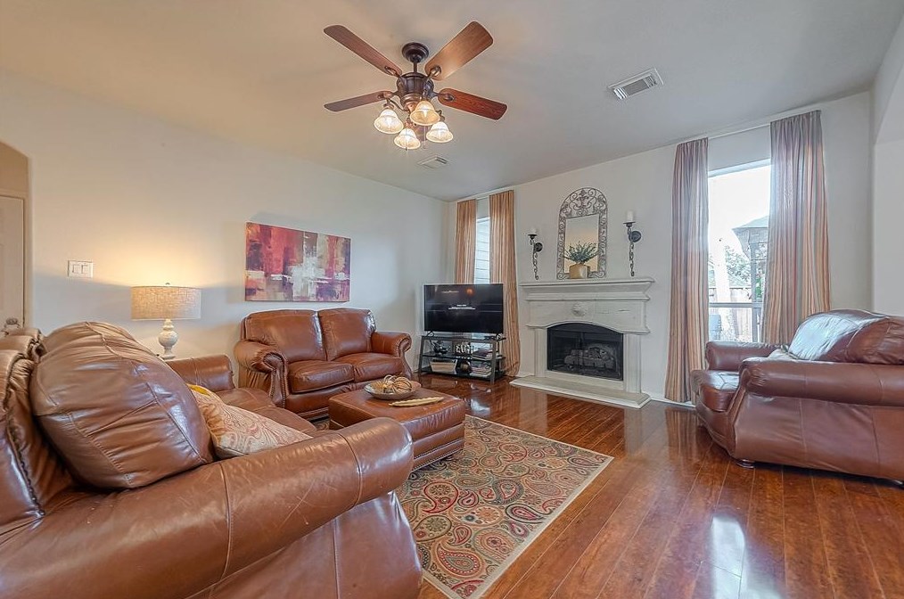 18526 Catamaran Dr, Humble TX 77346-8054 exterior