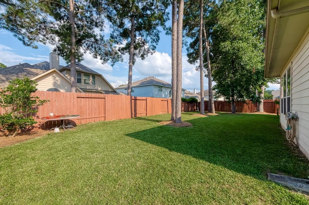 18526 Catamaran Dr, Humble TX 77346-8054 exterior