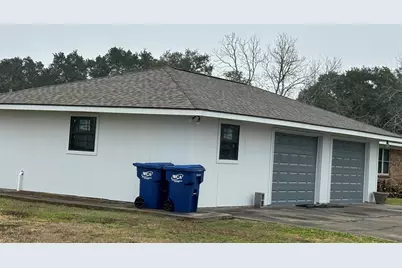 727 Partridge Lane N, Eagle Lake, TX 77434 - Photo 5