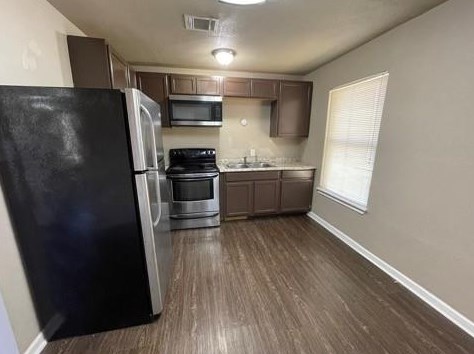 8410 Cannon St, Houston TX  77051-1117 exterior