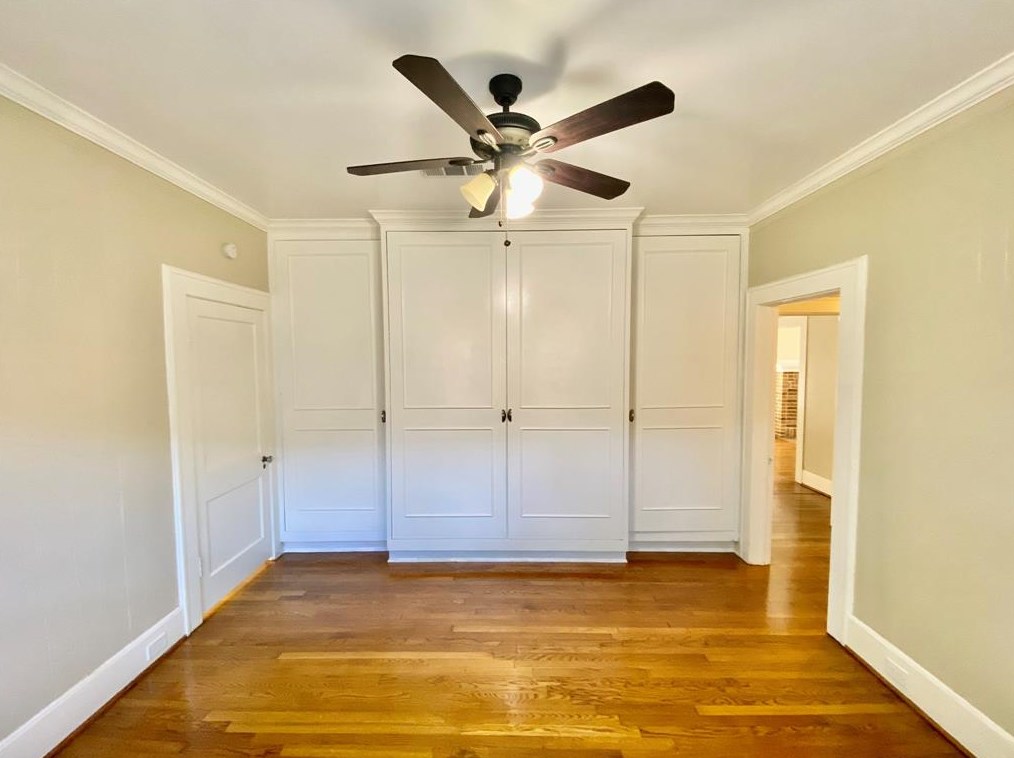 2039 Main St, Houston TX  77009-8000 exterior