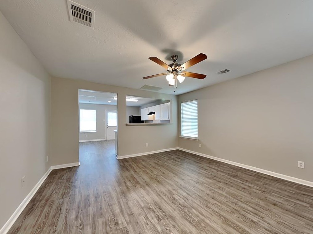 427 Silky Leaf Dr, Houston TX  77073-2831 exterior