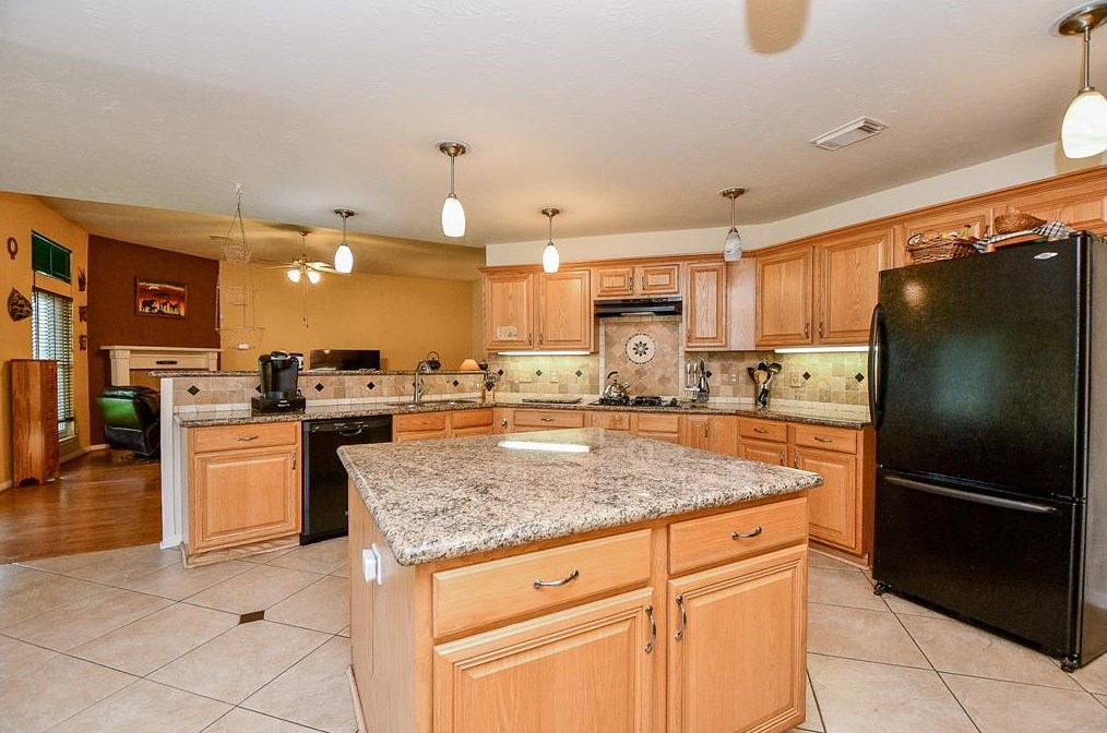 3419 Windcrest Ct, Pearland TX  77581-6455 exterior