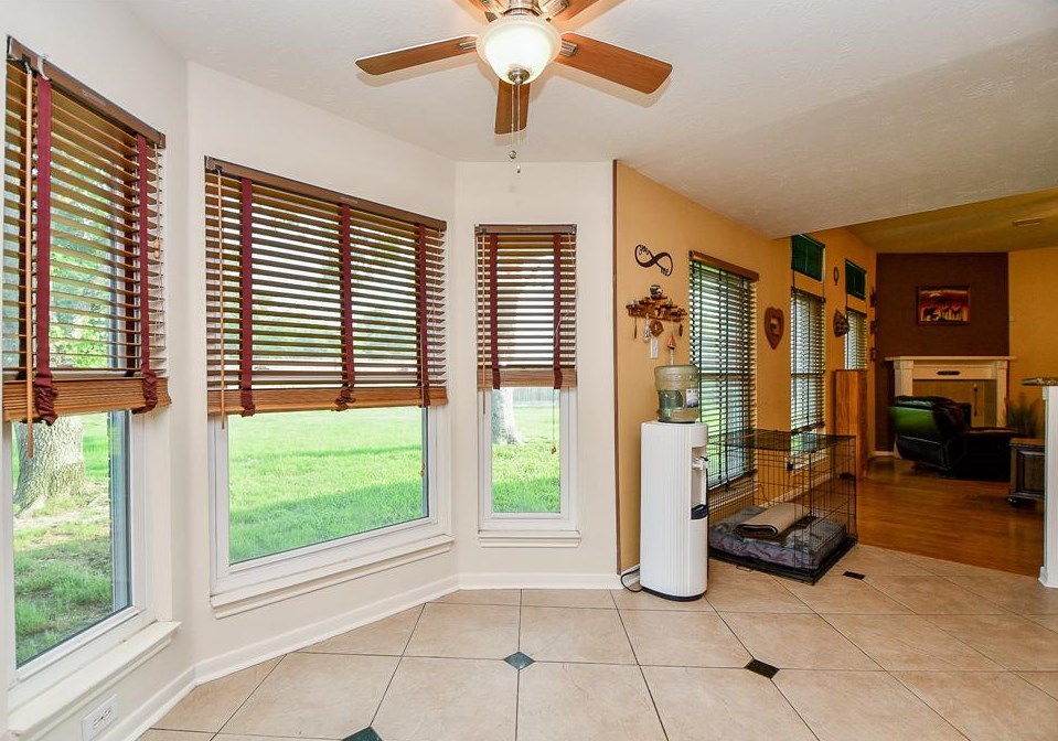 3419 Windcrest Ct, Pearland TX  77581-6455 exterior