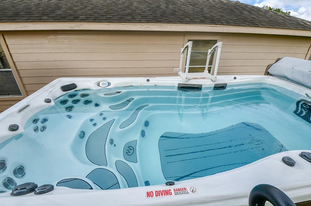 3419 Windcrest Ct, Pearland TX  77581-6455 exterior