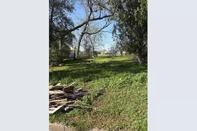 505 E Elgie Street, Beaumont, TX 77705 - Photo 3