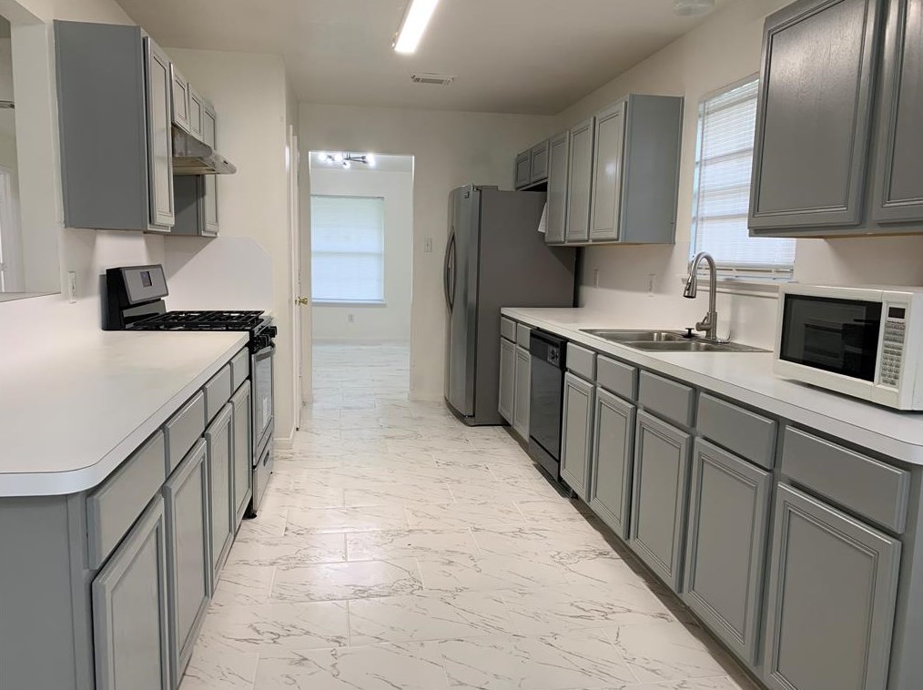 11026 Heather Trail Dr, Houston TX  77075-4678 exterior