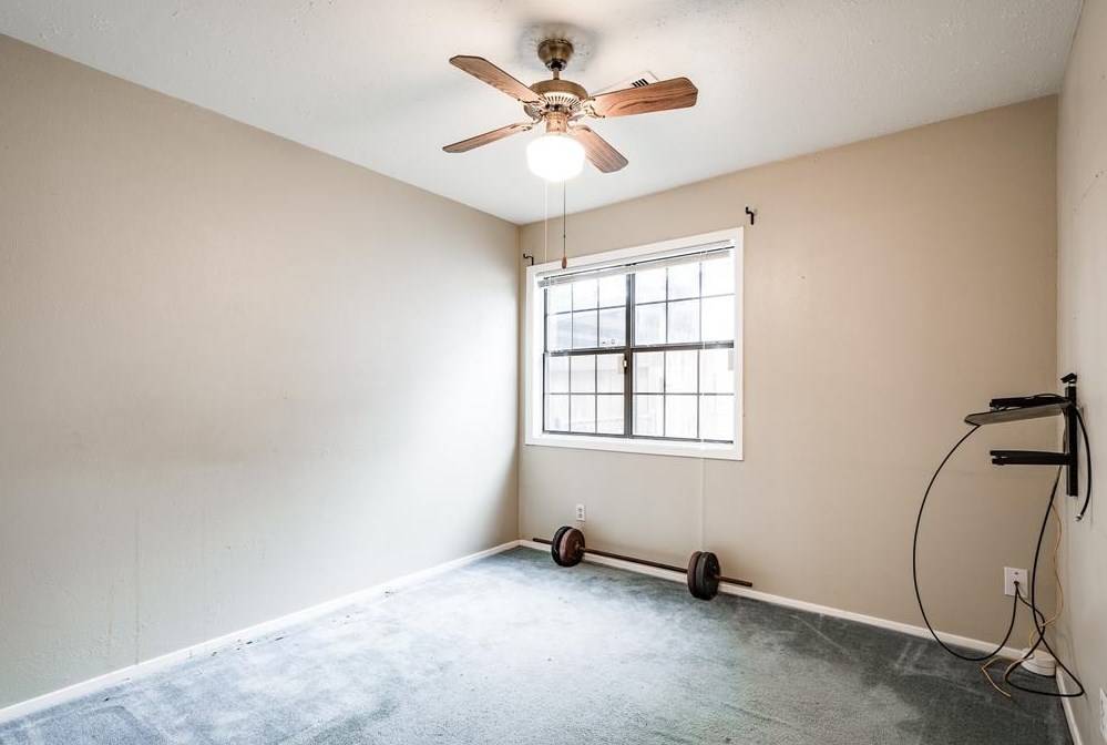 10411 Dunvegan Way, Houston TX  77013-5505 exterior