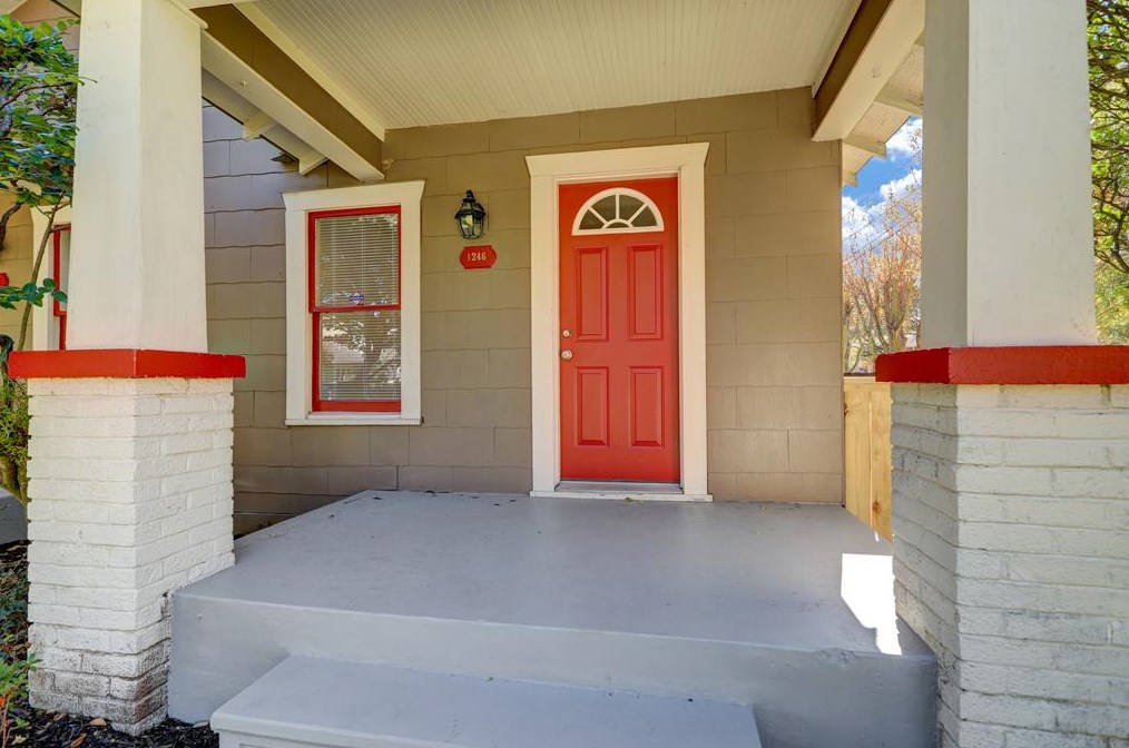 1246 Omar St, Houston TX  77008-7184 exterior
