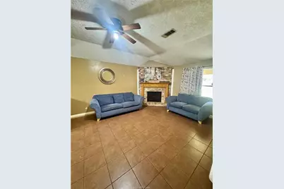 2408 N Thompson Street, Conroe, TX 77303 - Photo 3