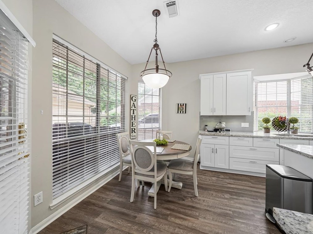 1370 Remington Crst Dr, Houston TX  77094-2948 exterior