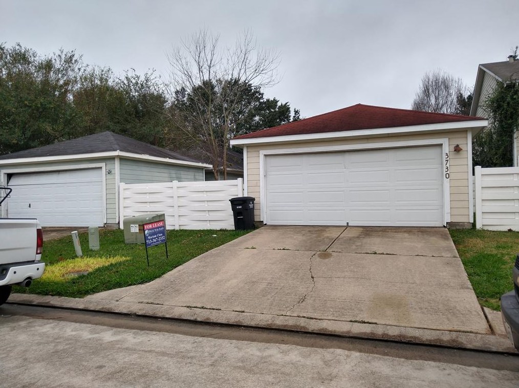 3730 Traditions Ct, Houston TX  77082-3958 exterior