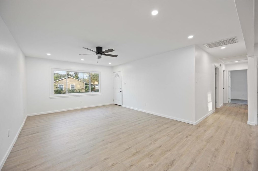 7640 Crofton St, Houston TX  77028-1306 exterior
