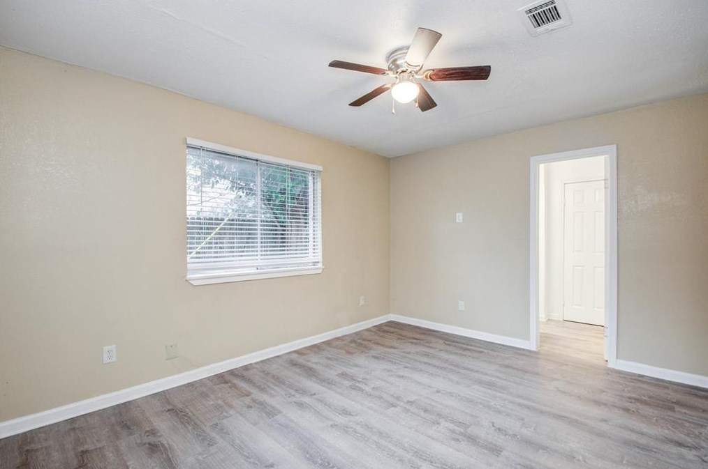 13146 Crystal Cv Dr, Houston TX  77044-1813 exterior