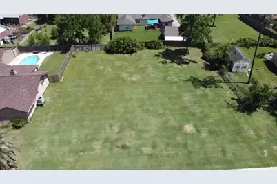 1002 Oak Leaf Street, La Porte, TX 77571 - Photo 3