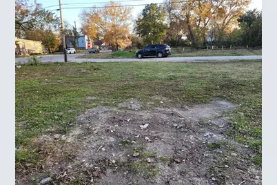 327 E 40th Street, Houston, TX 77018 - Photo 9