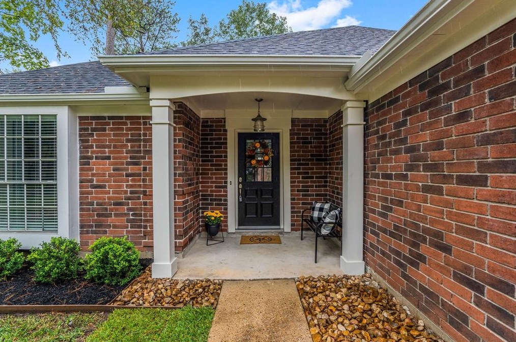 79 Trillium Cir, Spring TX  77381-6005 exterior
