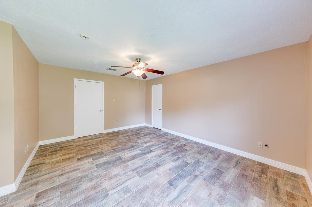 7111 Ln Entrada, Houston TX  77083-2908 exterior