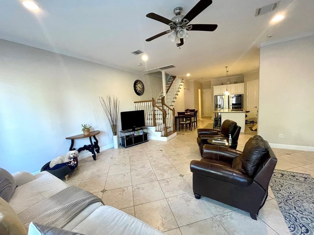 1419 Colorado St, Houston TX  77007-4008 exterior