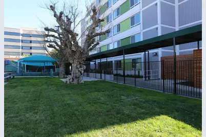 14650 Sherman Wy, Los Angeles, CA 91405 - Photo 5