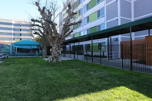 14650 Sherman Way, Los Angeles, CA 91405 - Photo 5