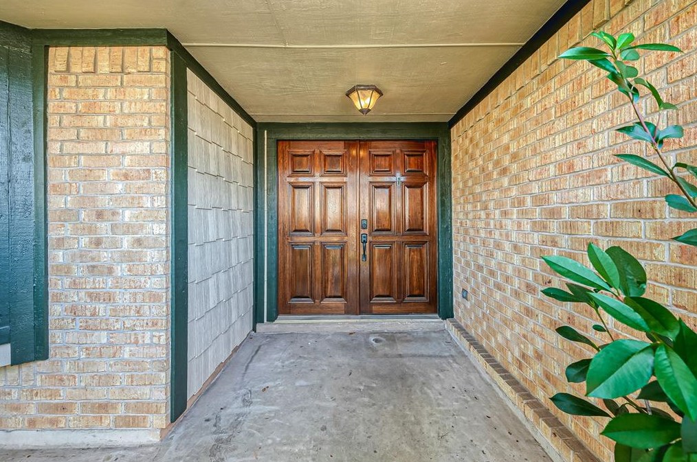 15411 Swan Creek Dr, Houston TX  77095-2017 exterior