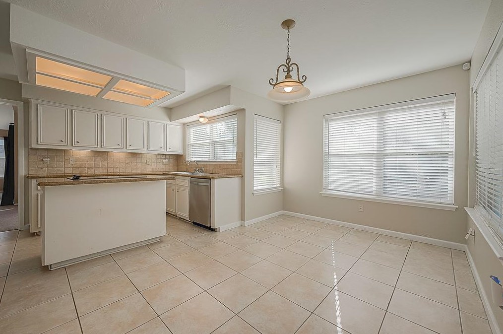 15411 Swan Crk Dr, Houston TX  77095-2017 exterior