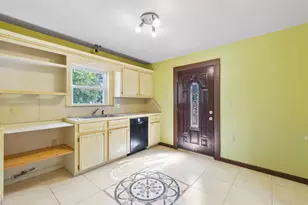 500 S Walnut St, Tomball, TX 77375 - Photo 19