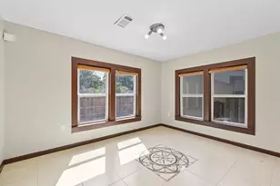 500 S Walnut St, Tomball, TX 77375 - Photo 23