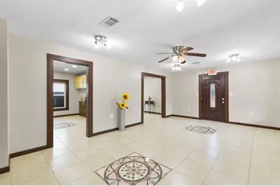 500 S Walnut Street, Tomball, TX 77375 - Photo 7