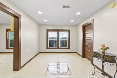 500 S Walnut Street, Tomball, TX 77375 - Photo 11