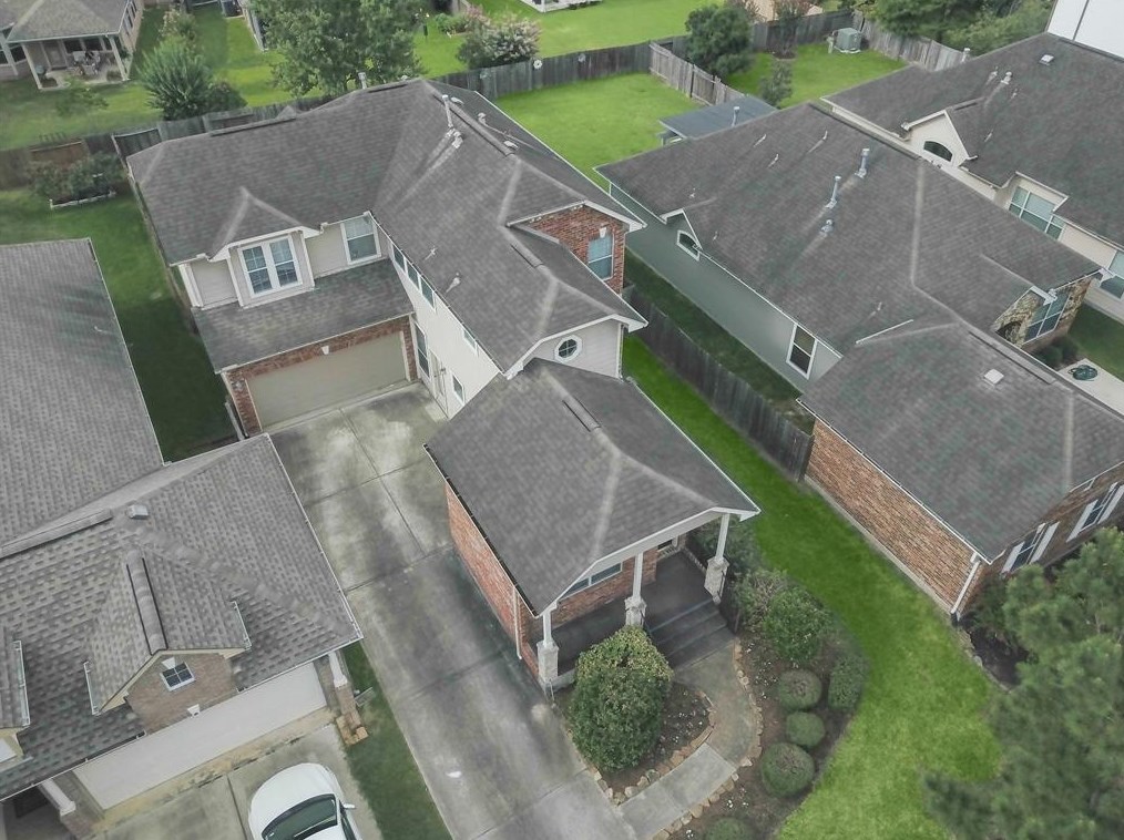 111 Zephyr Bend Pl, Spring TX  77381-4297 exterior