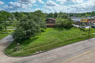 520 Fm 517 Road W, Dickinson, TX 77539 - Photo 1