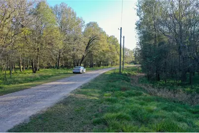 212 Carpenter Drive, Cleveland, TX 77327 - Photo 13