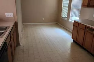 15014 Middle Oaks Blvd, Houston, TX 77082 - Photo 5