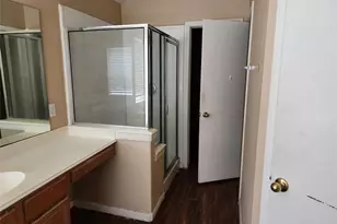 15014 Middle Oaks Blvd, Houston, TX 77082 - Photo 11