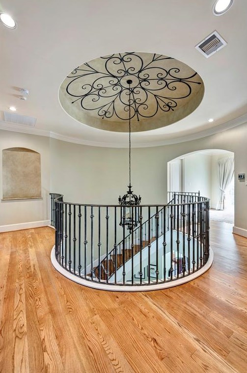 39 Knipp Rd, Houston TX  77024-7114 exterior