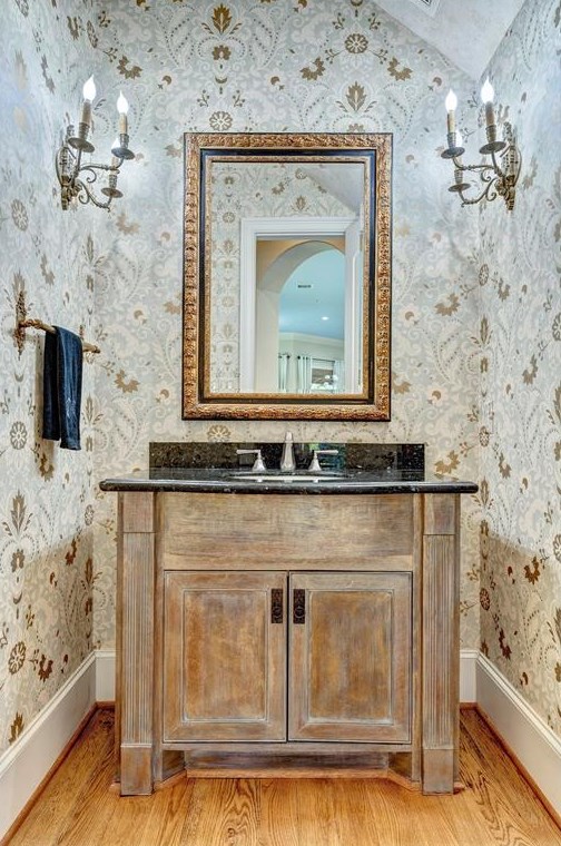 39 Knipp Rd, Houston TX  77024-7114 exterior