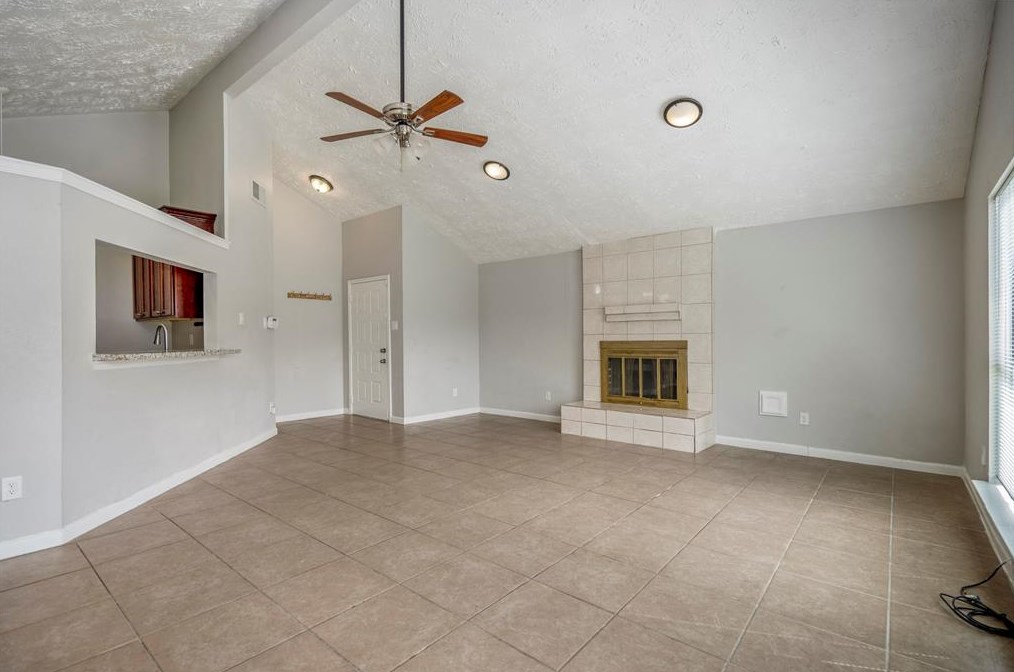 6622 Zapata Dr, Houston TX  77083-1011 exterior