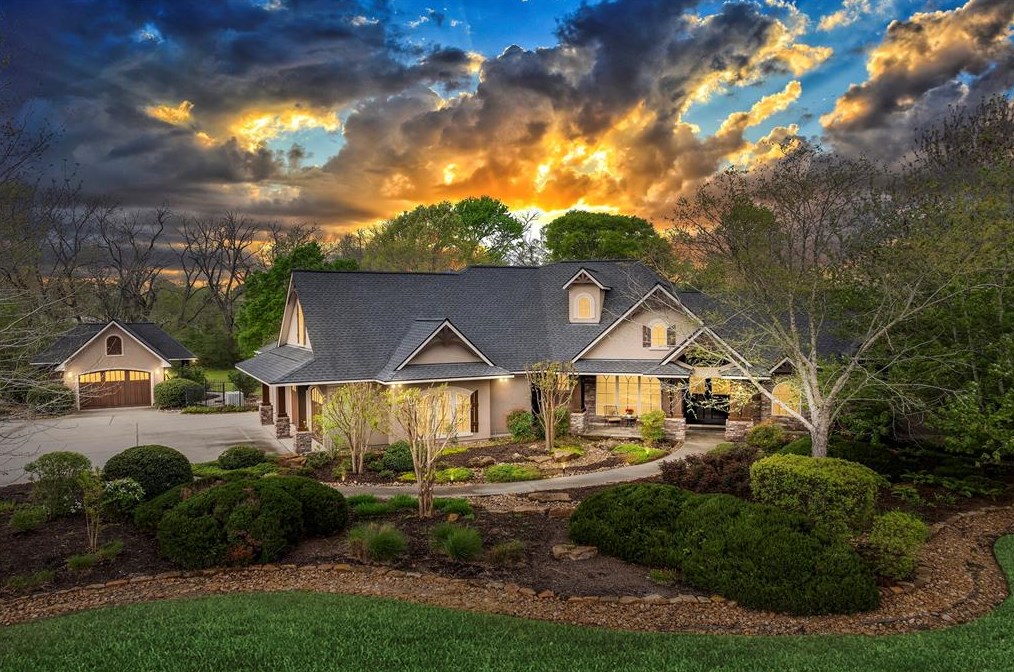 2200 Spg Br Rd, Montgomery TX 77316-2503 exterior