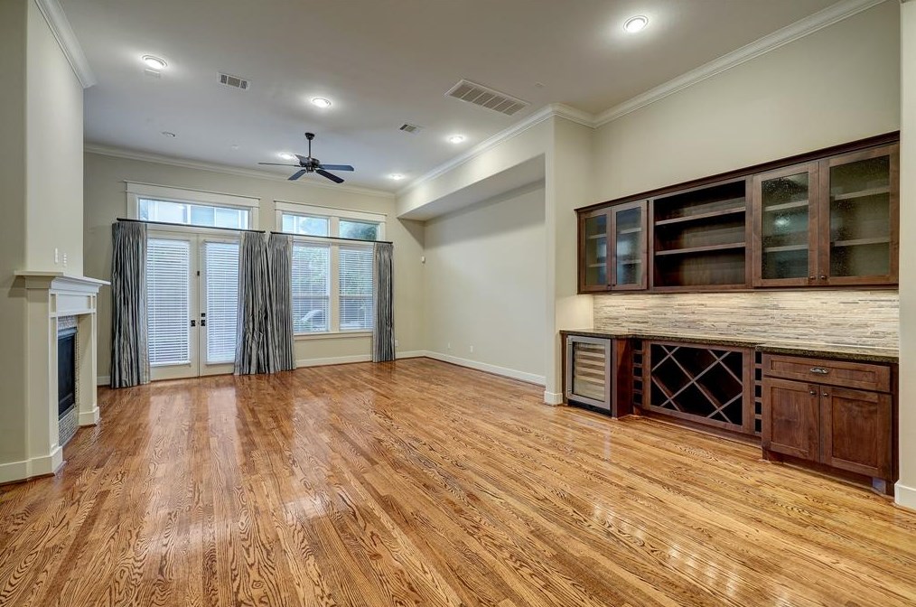1807 Morse St, Houston TX  77019-6809 exterior