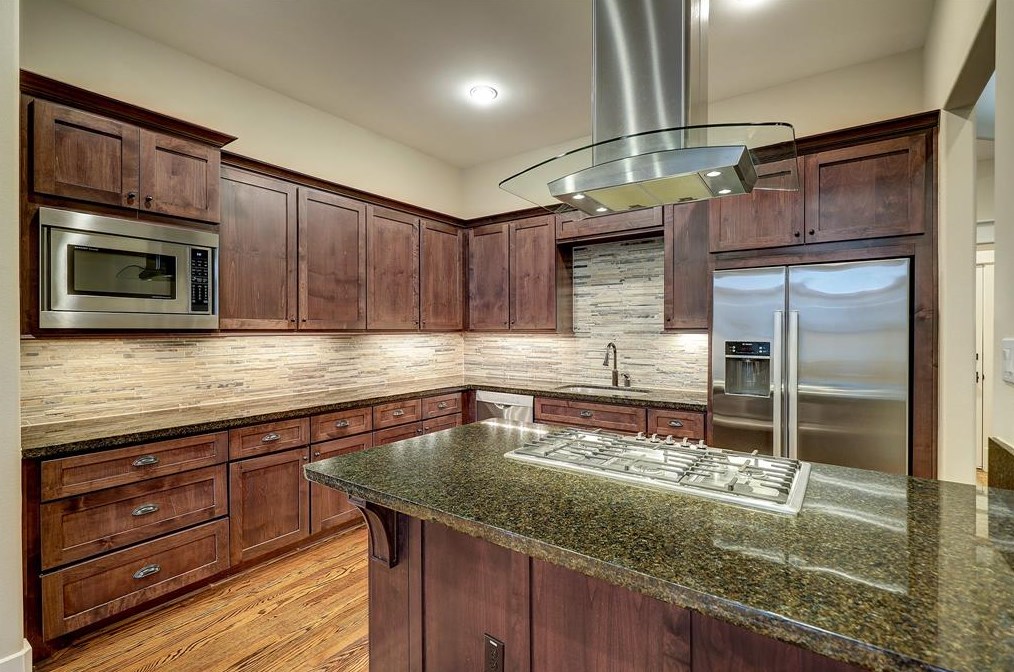 1807 Morse St, Houston TX  77019-6809 exterior
