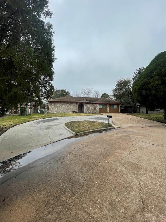 4907 Connorvale Rd, Houston TX  77039-3742 exterior
