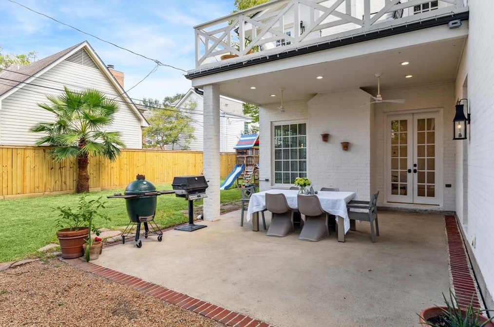 4022 Marlowe St, Houston TX  77005-2045 exterior