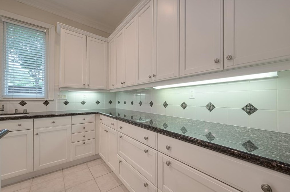1249 Ripple Crk Dr, Houston TX  77024-6933 exterior