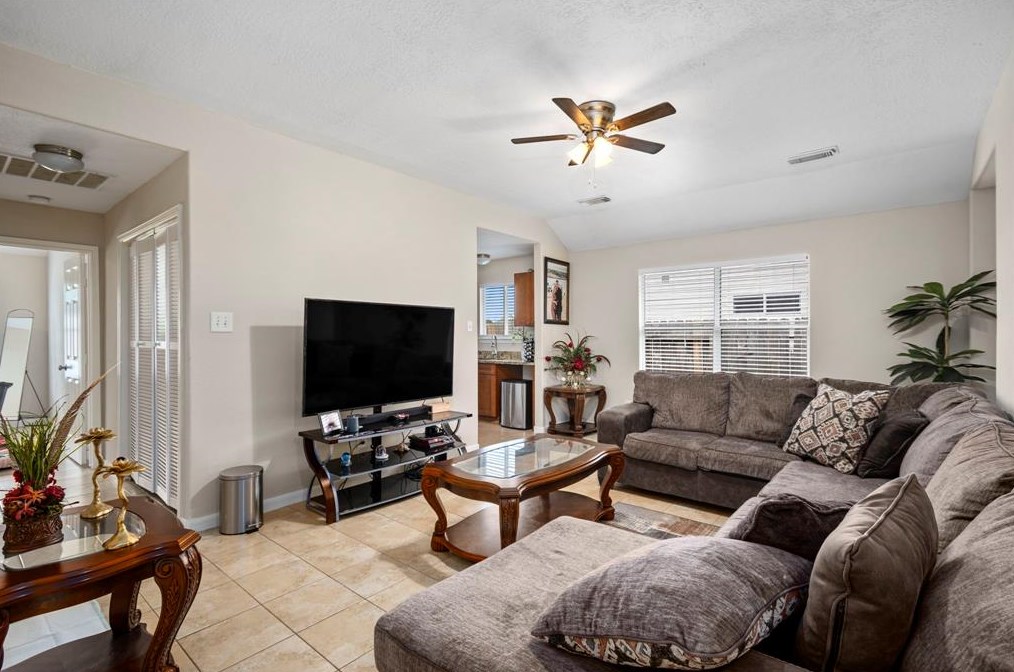 2938 Cypress Is Dr, Houston TX  77073-1603 exterior