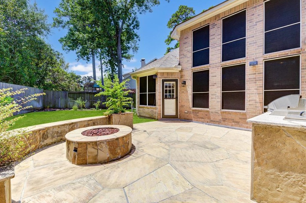 7802 Stone Oak Ct, Houston TX  77070-4337 exterior